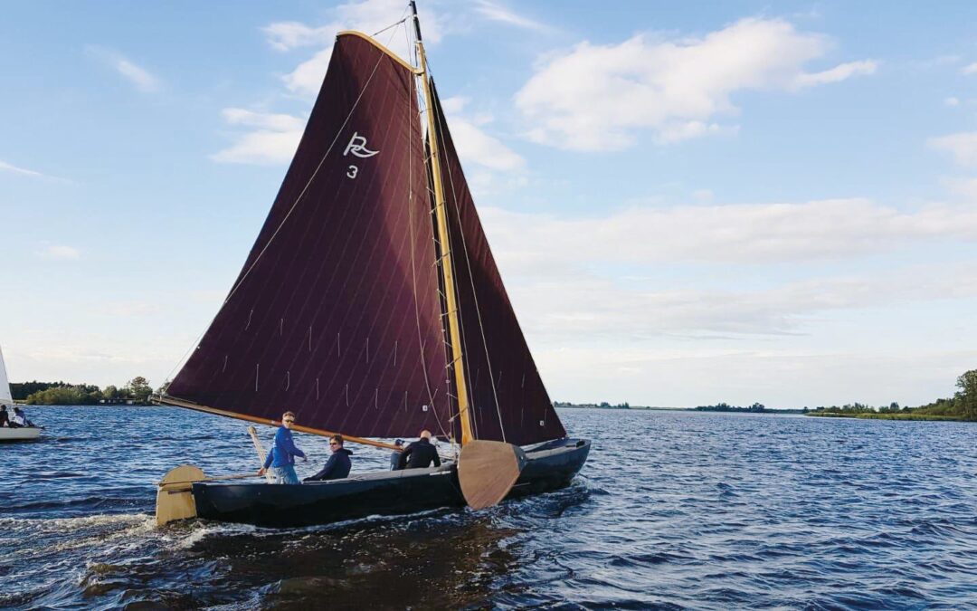 Originele (wedstrijd) zeilpraam/ VERKOCHT