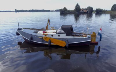 Zeeschouw met 42pk motor / €22.500